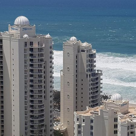Apr Private Suites Moroccan By The Beach Gold Coast Esterno foto