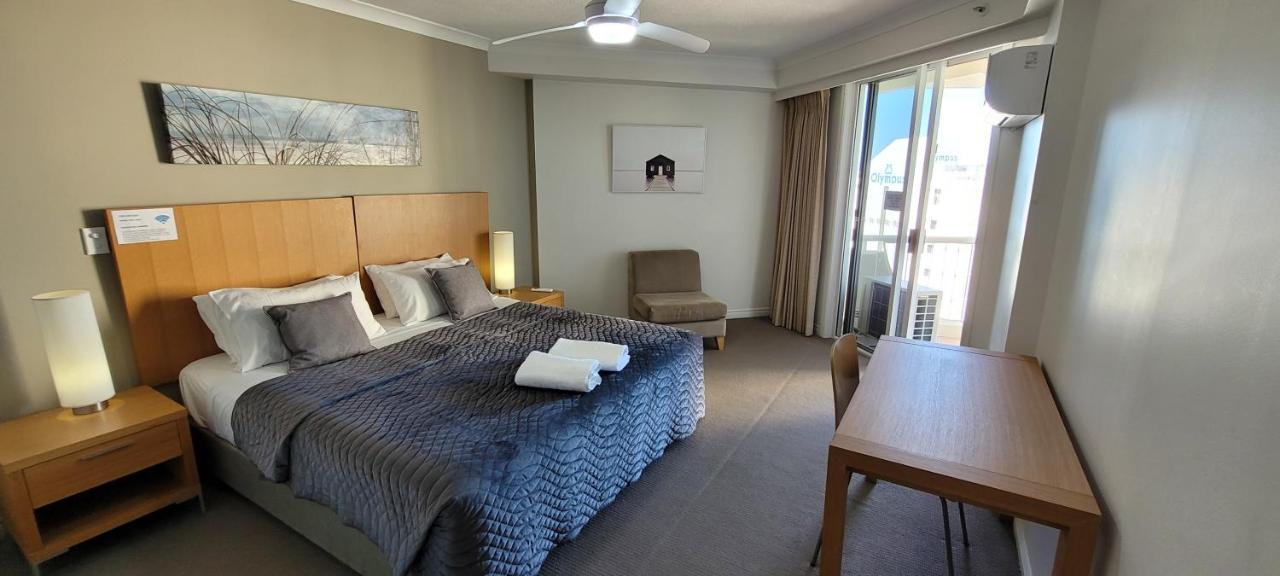 Apr Private Suites Moroccan By The Beach Gold Coast Esterno foto