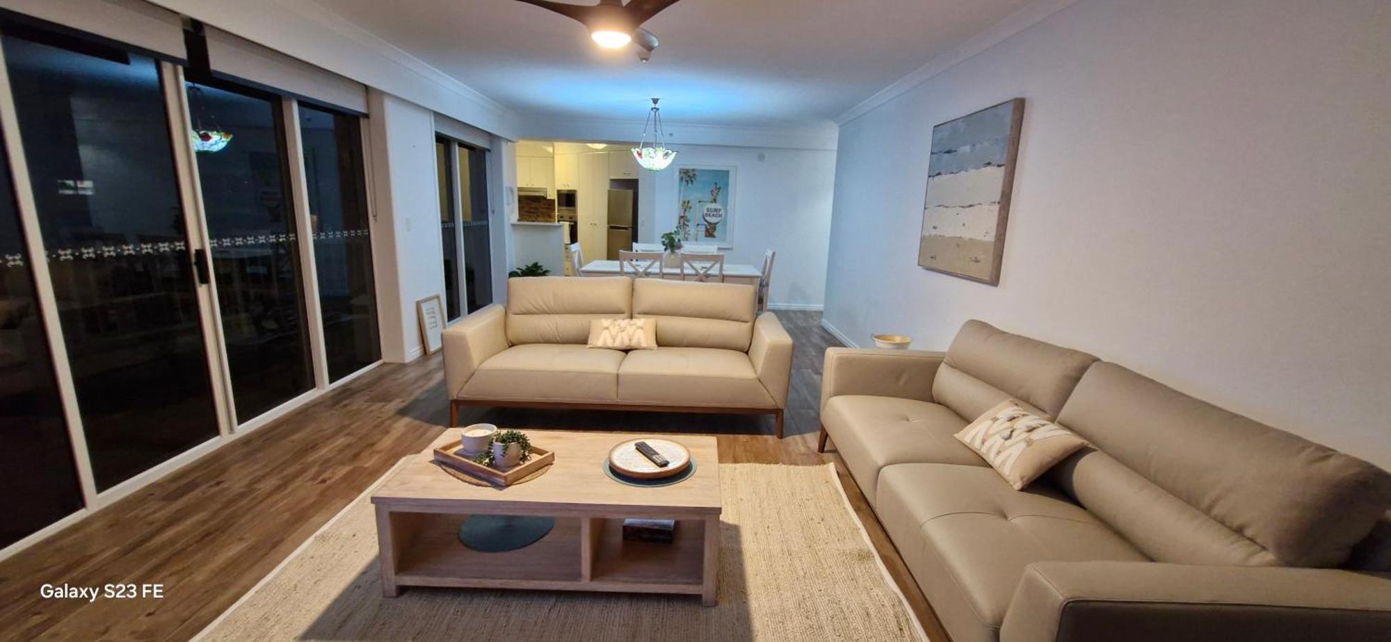 Apr Private Suites Moroccan By The Beach Gold Coast Esterno foto
